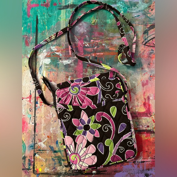 Vera Bradley *Retired Pattern* - Small Crossbody Bag - Purple Punch - Picture 2 of 6